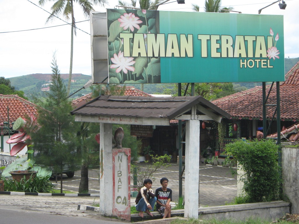Taman Teratai Hotel 1 - Copy
