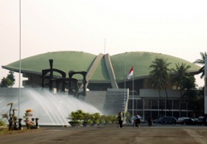 gedung-dpr-ri