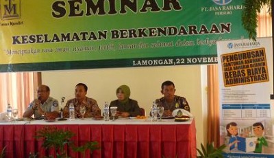 Jasa Raharja Jatim Nara Sumber Pada Seminar Keselamatan Berkendaraan