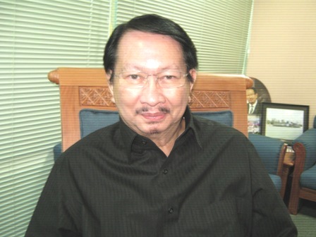 DR. (HC) Drs. H. Taufiq Effendi, M.BA. : Percayakan Kepada Pemerintah dan DPR