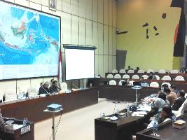 Rapat Dengan Komisi II, KPU & Bawaslu Dicecar Soal DKP dan Tawaran Jabatan