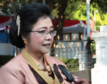 Menteri LH dan Kehutanan Siti Nurbaya Pantau Kebakaran Hutan di Riau