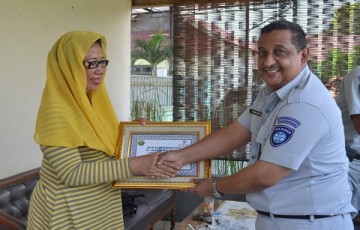 Jasa Raharja Cabang Yogyakarta Salurkan Dana Program Bantuan Bina Lingkungan