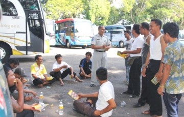 Jasa Raharja Bali Gelar Pengobatan Gratis dan Pencerahan Awak Angkutan Umum