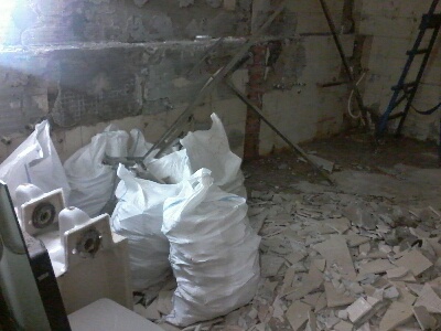 Masih Bagus dan Layak Pakai, Toilet di DPR RI Dihancurin dan Diacak- Acak