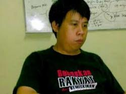 Uchok Sky Khadafi : Penghancuran Toilet DPR RI, Proyek Penghamburan Duit