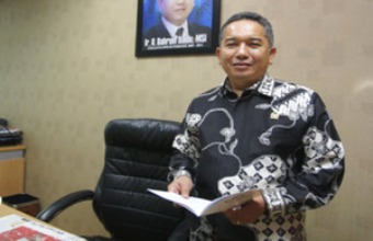 Bahrum Daido : Tender Proyek Terlambat, Anggaran Menumpuk di Akhir Tahun