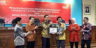 PT. Telkom Dukung Pengembangan ICT Universitas Sebelas Maret (UNS)
