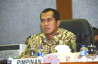 Abdul Kharis Almasyhari: Anggaran, SDM & Kesejahteraan TNI Harus Ditingkatkan