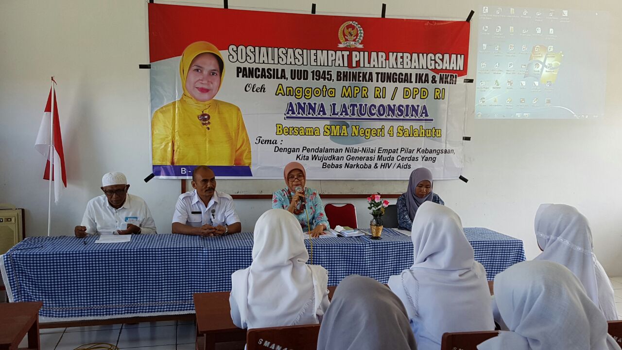 Anna Latuconsina Sosialisasi 4 Pilar Kebangsaan Untuk Cerdaskan Generasi Muda