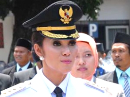 Kasus Suap, KPK Tangkap Tangan Wali Kota Tegal- Jateng Siti Masitha