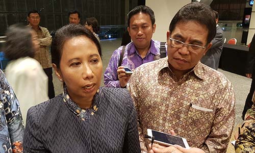 Menteri BUMN RI Rini Soemarno Kunjungi Crisis Center TelkomGroup